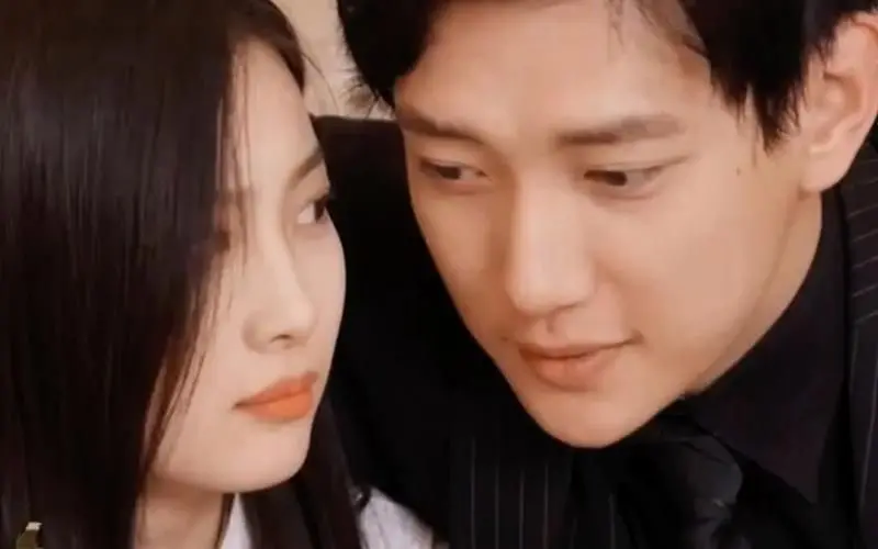 《强势锁婚》：陆律师与契约娇妻的爱情迷局，霸道总裁的另类柔情？